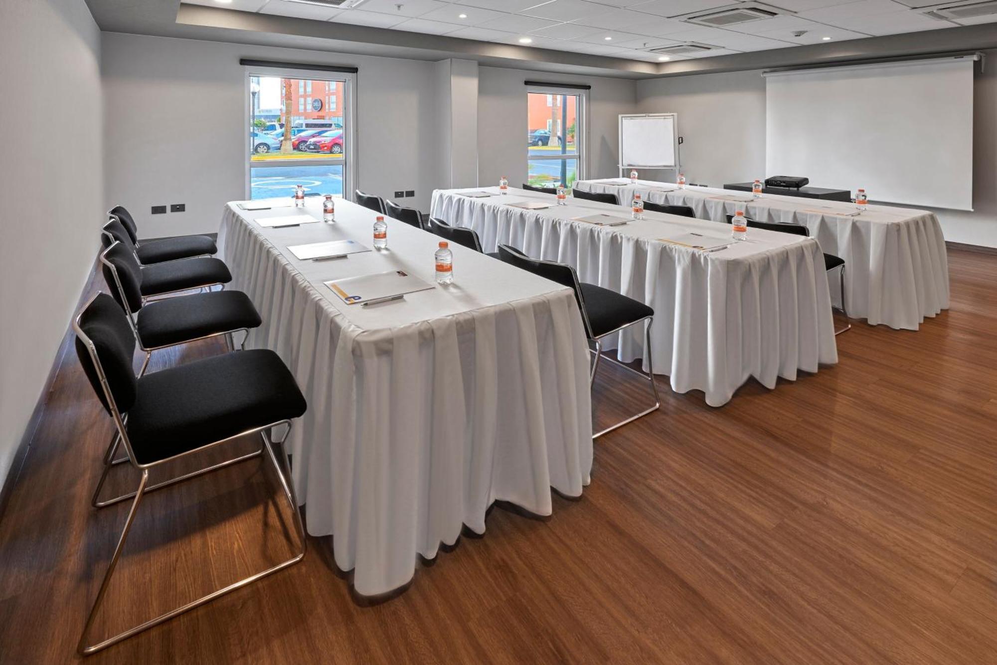 City Express By Marriott Tijuana Otay מראה חיצוני תמונה